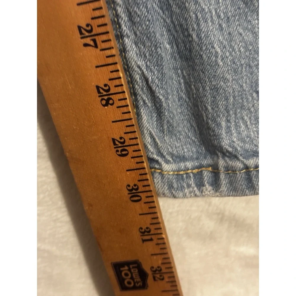Levis see photo